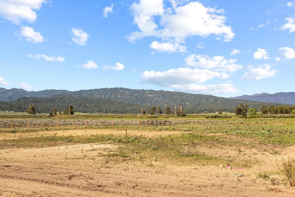 Image 3: Huge Mountain Views