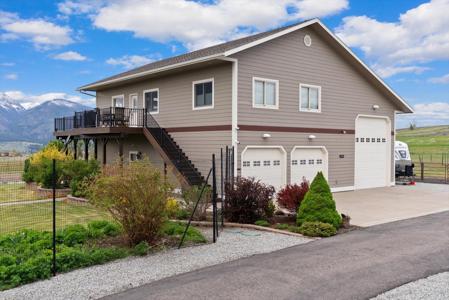 5695 Longview Drive