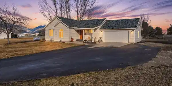 4459 Sunburst Lane