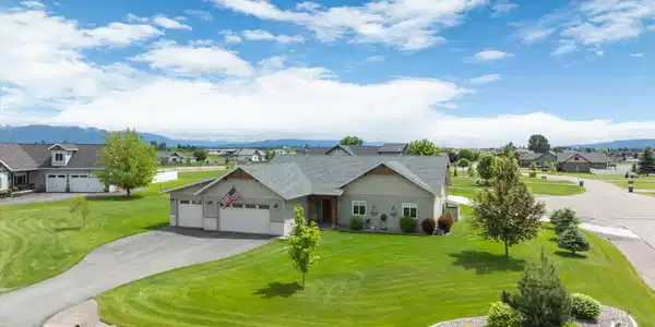 116 Short Court