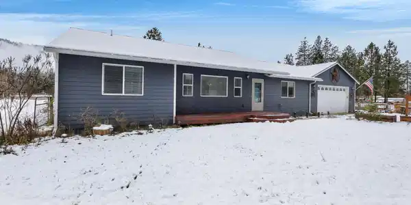 51 Brockway Lane
