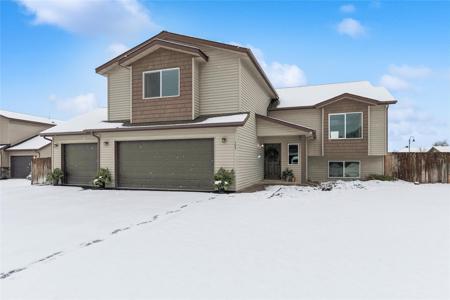105 Sandhill Court
