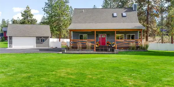 5373 Maverick Way