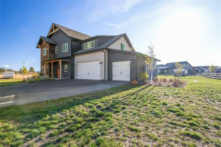 5539 Fireweed Loop