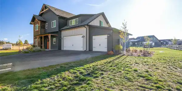5539 Fireweed Loop