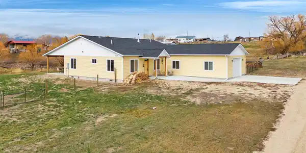 604 Ridge Road