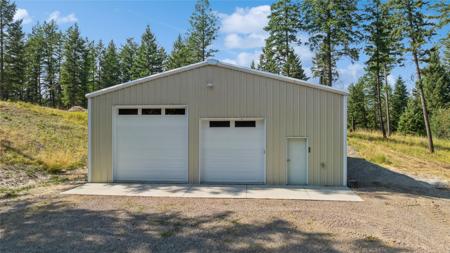 325 Kathy Lake Lane