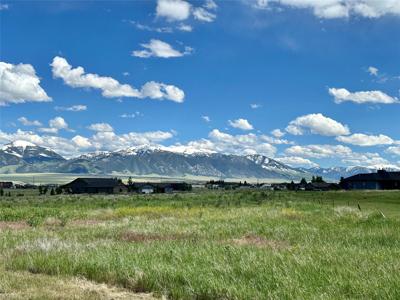 Lot 13 Sky View