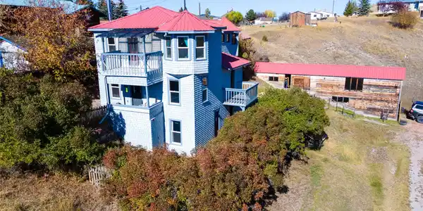 109 W Harrison Avenue