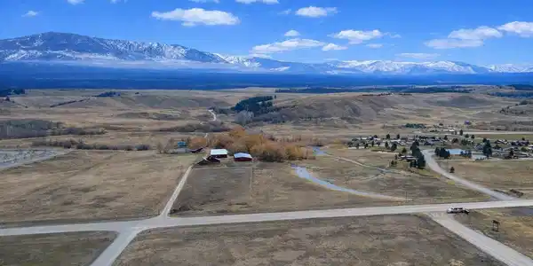 Lot 2 Cooperative Way
