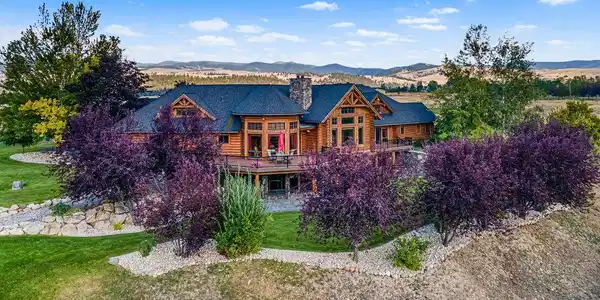 524 Arrow Hill Drive