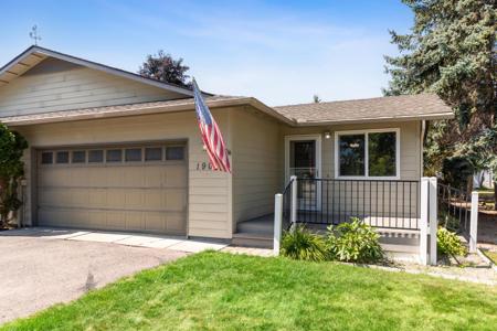 1906 S Woodland Drive
