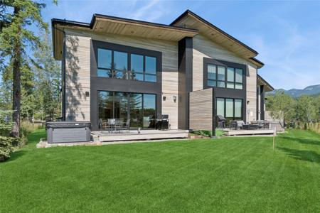 57 Crestwood Drive