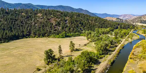 NHN Gillispie-Sliderock Road