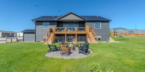 51 Whitehorse Road