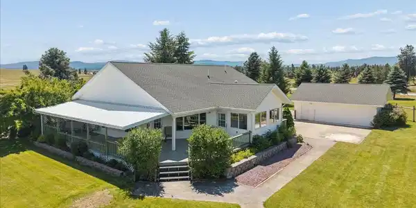 23 Dancing Prairie Lane