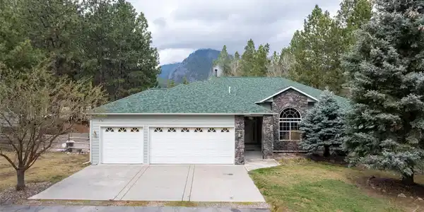 234 Bridle Trail