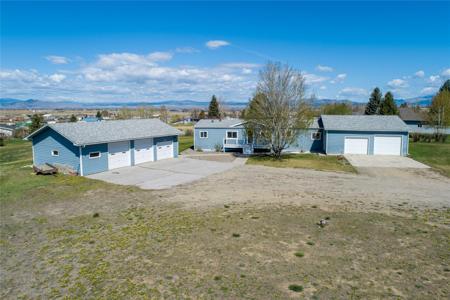 2582 Shoshone Drive