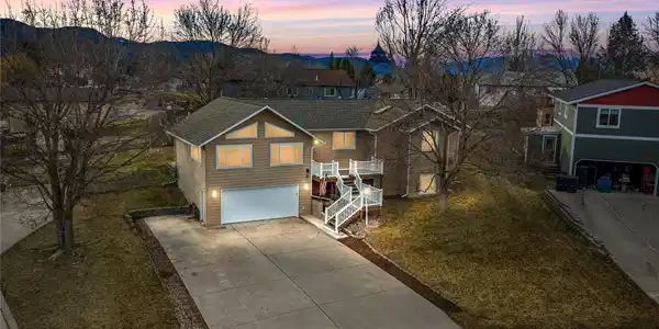 2140 Oriole Drive