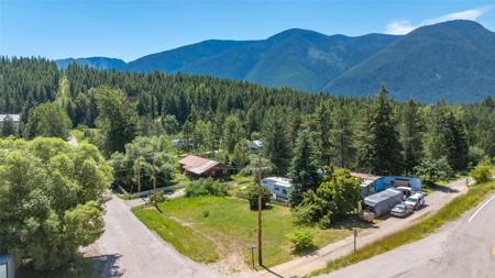 152 Old Highway 2 E
