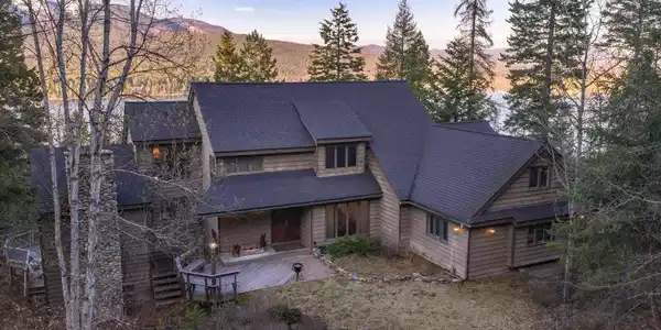 1750 Cliffview Lane