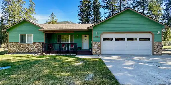 195 Capper Lane