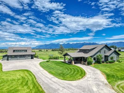 1221 Majestic View Lane