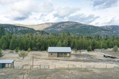 15 Old Creek Road