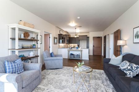100 Woodlands Way