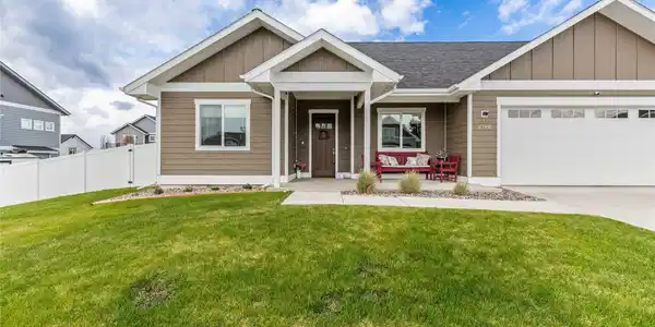 2718 Bundy Lane