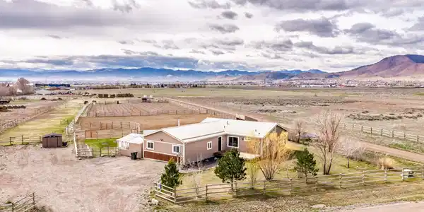 1025 View Road