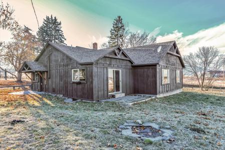 62572 Old US Highway 93