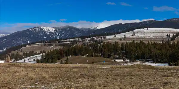 NHN Moraine Drive N