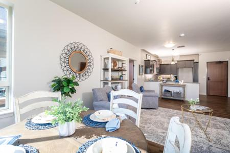 100 Woodlands Way