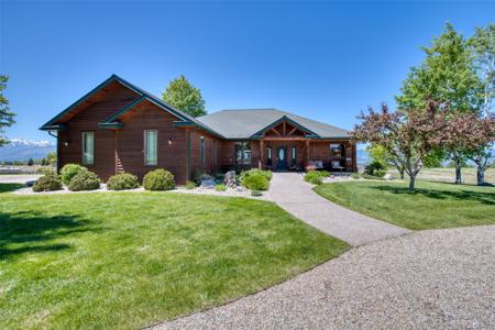 649 Warbler Lane