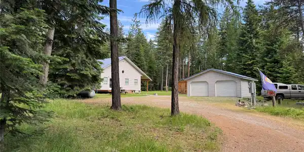 21 Country Club Lane