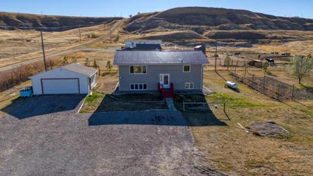 251 Chandelle Lane
