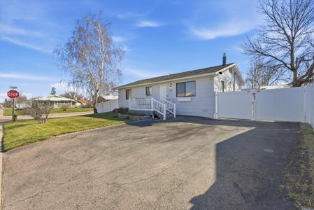 1001 5th Street W