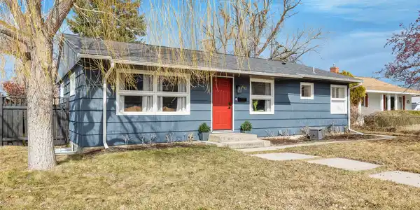 1612 Bel-Air Place