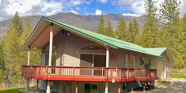 36 Sanders Loop Road S