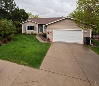 2512 South Ridge Drive