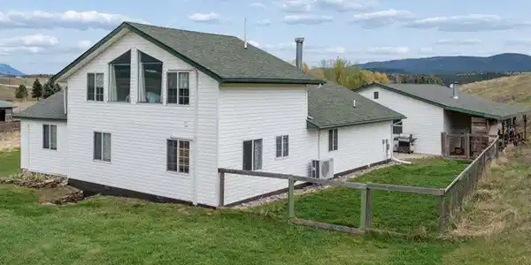 130 Hilltop Drive
