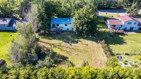 786 7th Street W