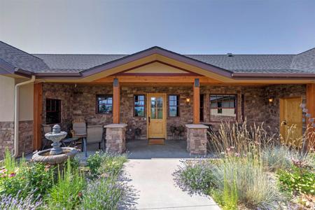 470 Salmon Way
