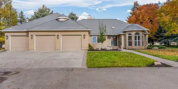 10745 US Hwy 93 N