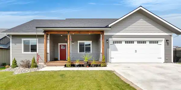 7037 Max Drive