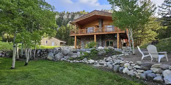 16676 Mt Highway 1