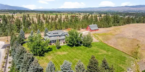 290 Bowman Road