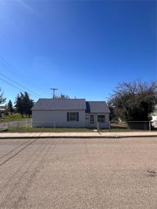 214 3rd Street SW