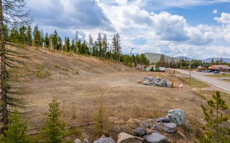 8144 US Hwy 2 W